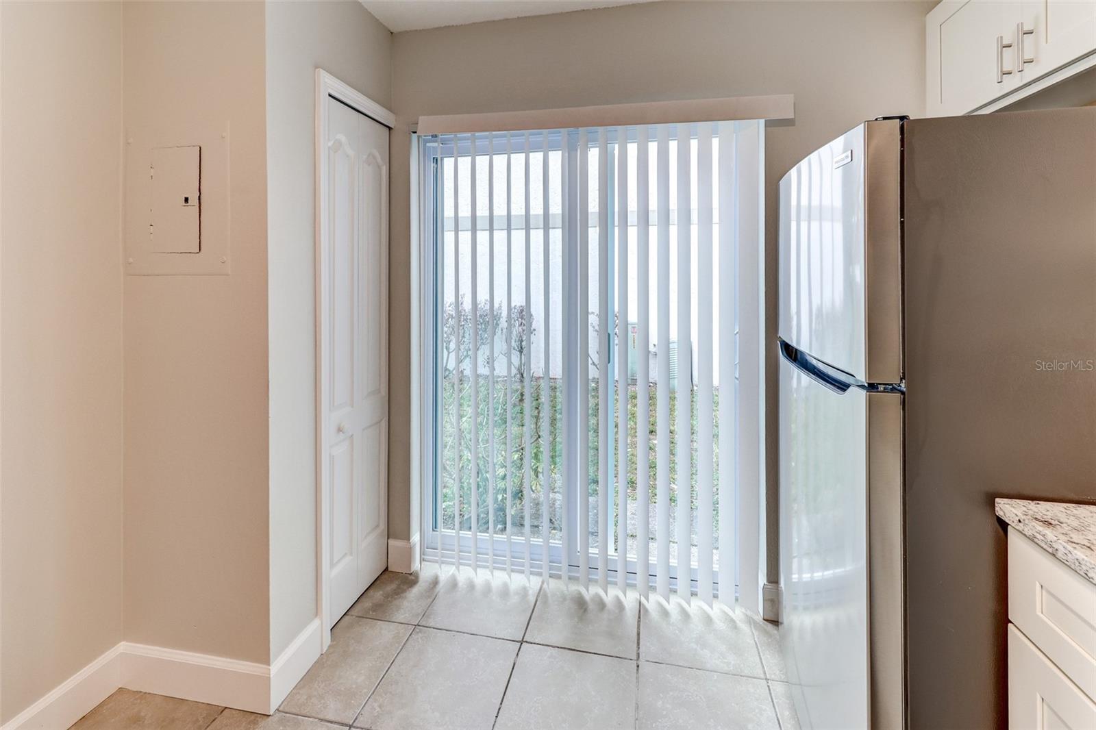 Image 13 of 39 For 3651 Goldenrod Road D101