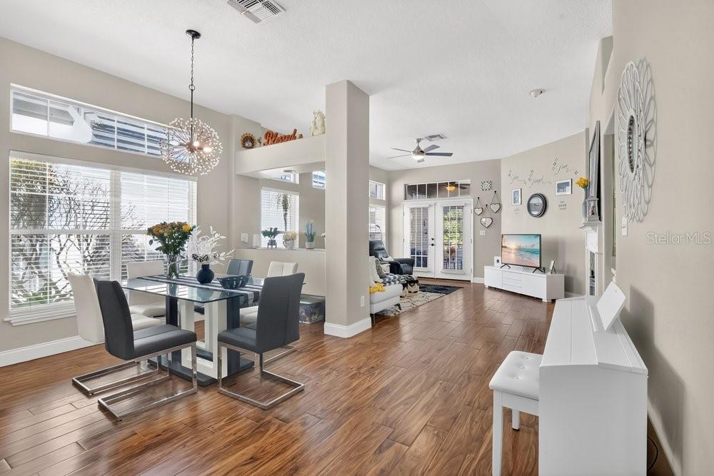 Image 12 of 31 For 8325 Foxworth Circle 22