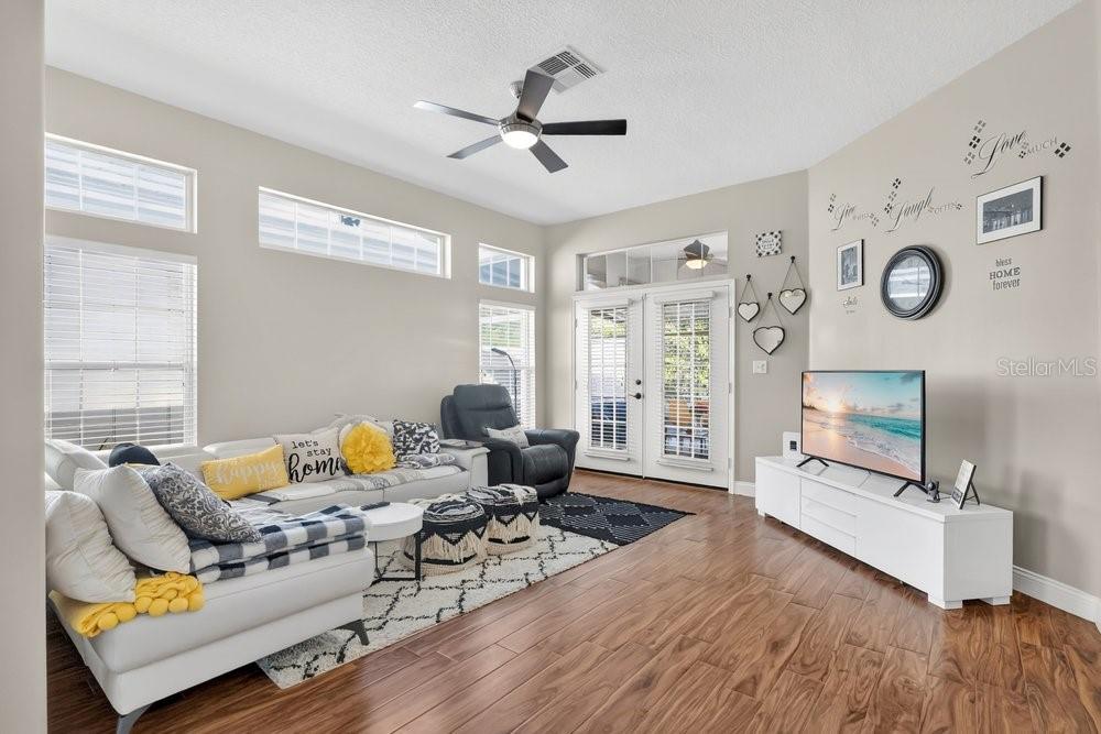 Image 5 of 31 For 8325 Foxworth Circle 22