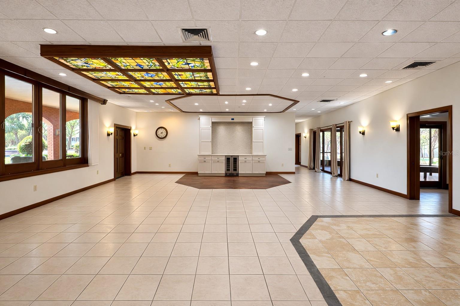 Image 3 of 37 For 6 Palm Way 