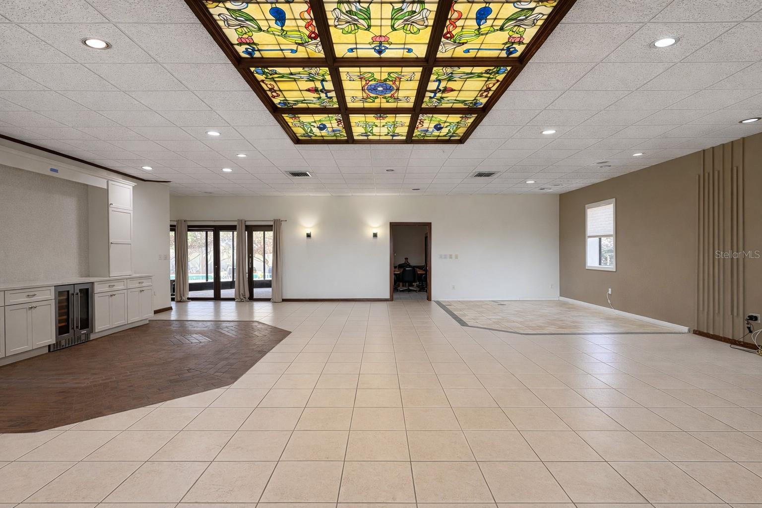 Image 4 of 37 For 6 Palm Way 