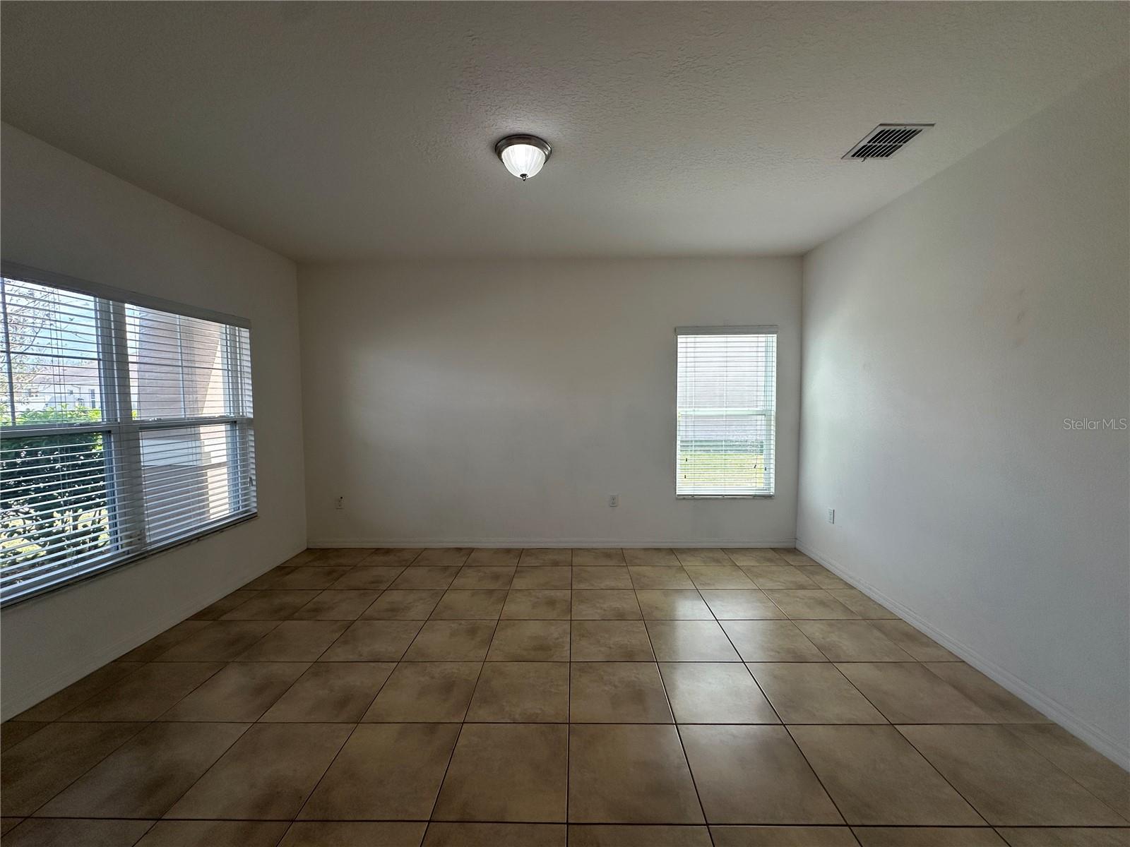 Image 4 of 27 For 2266 Sheboygan Place