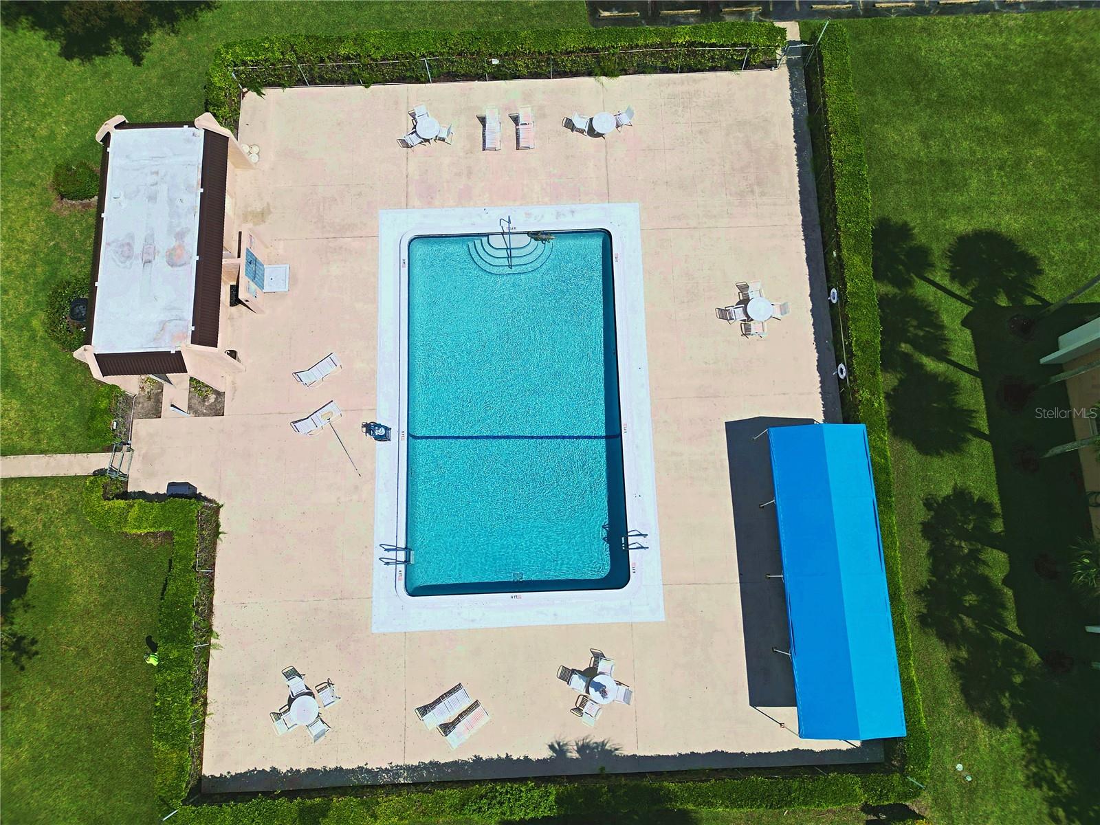 Image 6 of 34 For 140 Lake Meryl Drive 233