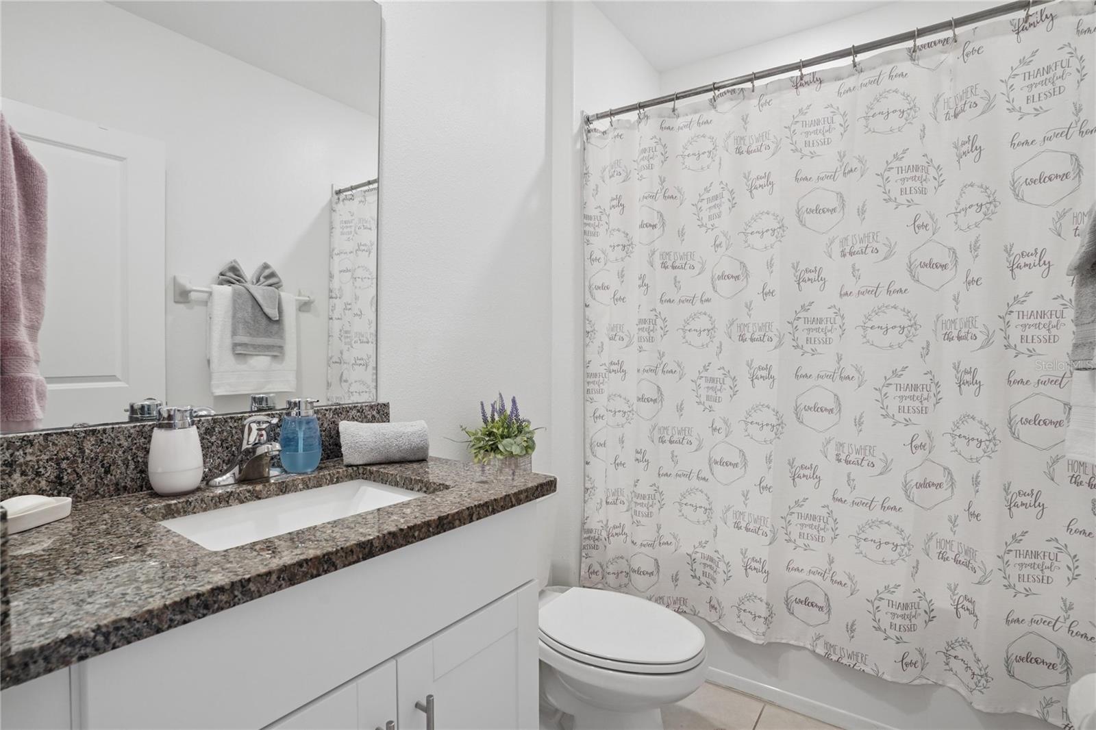 Image 3 of 25 For 1718 Red Loop