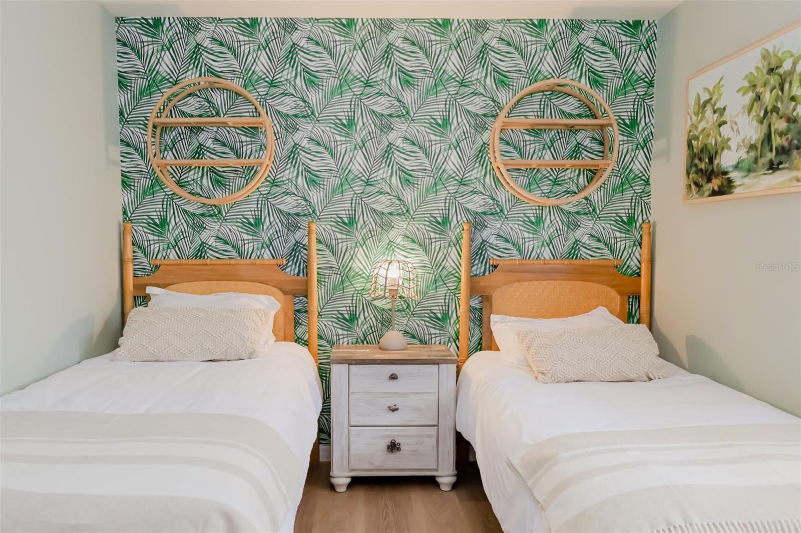 Image 16 of 27 For 2445 Constitution Boulevard