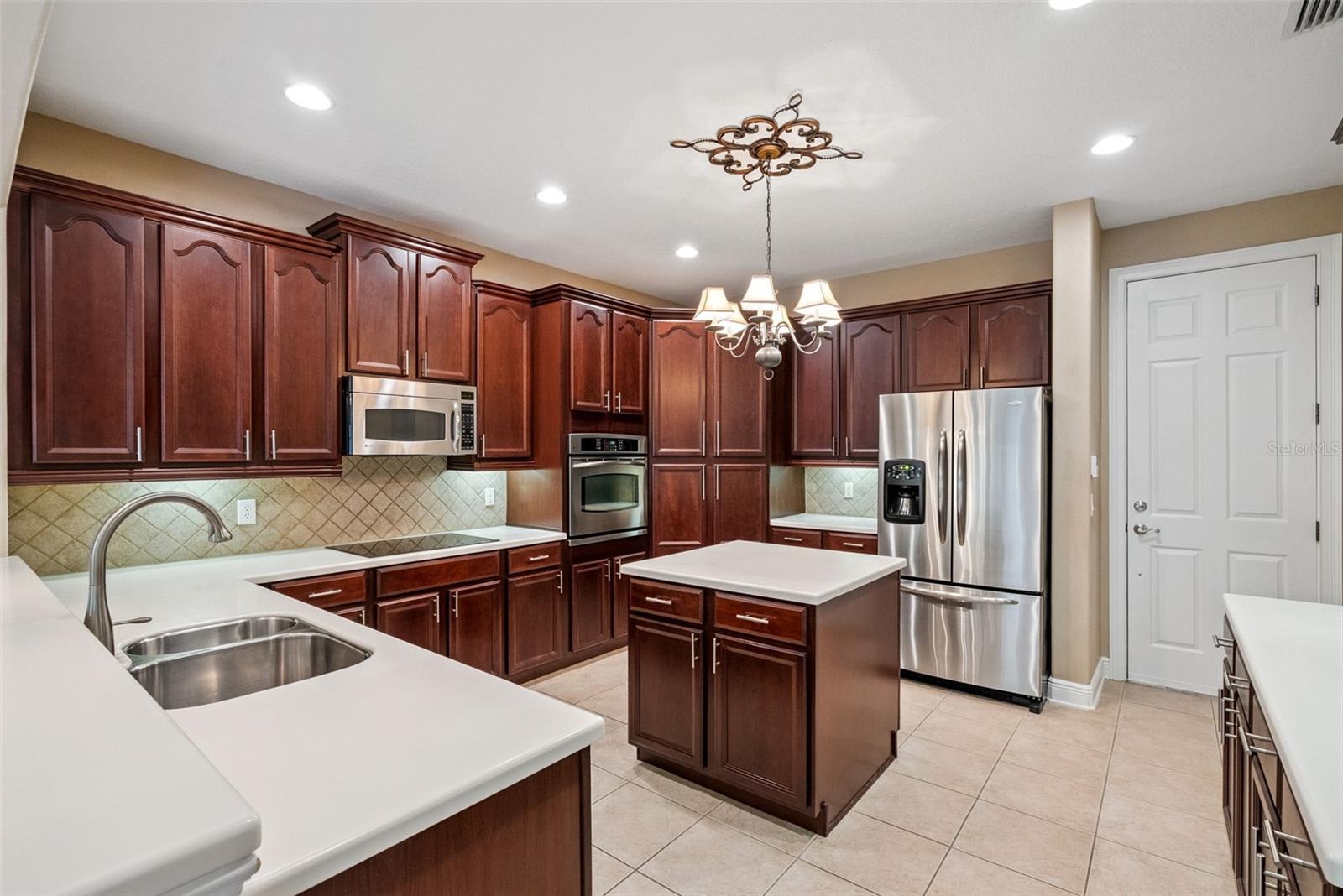 Image 21 of 74 For 4016 Safflower Terrace