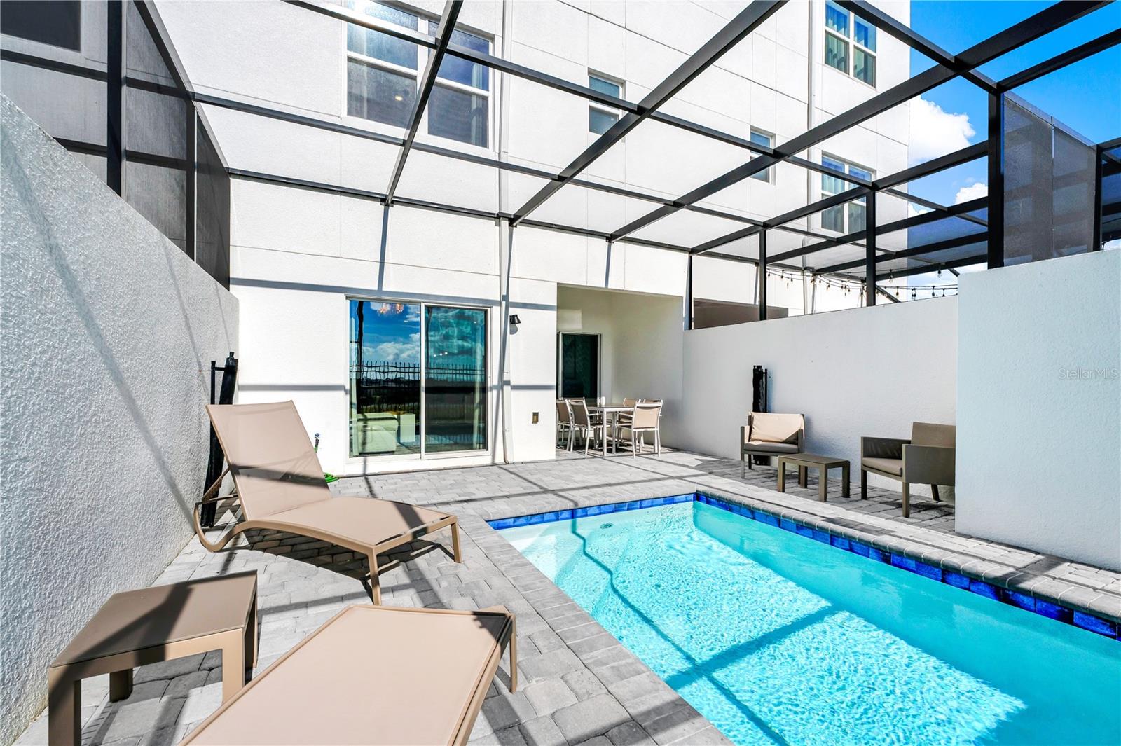 Image 3 of 12 For 412 Famagusta