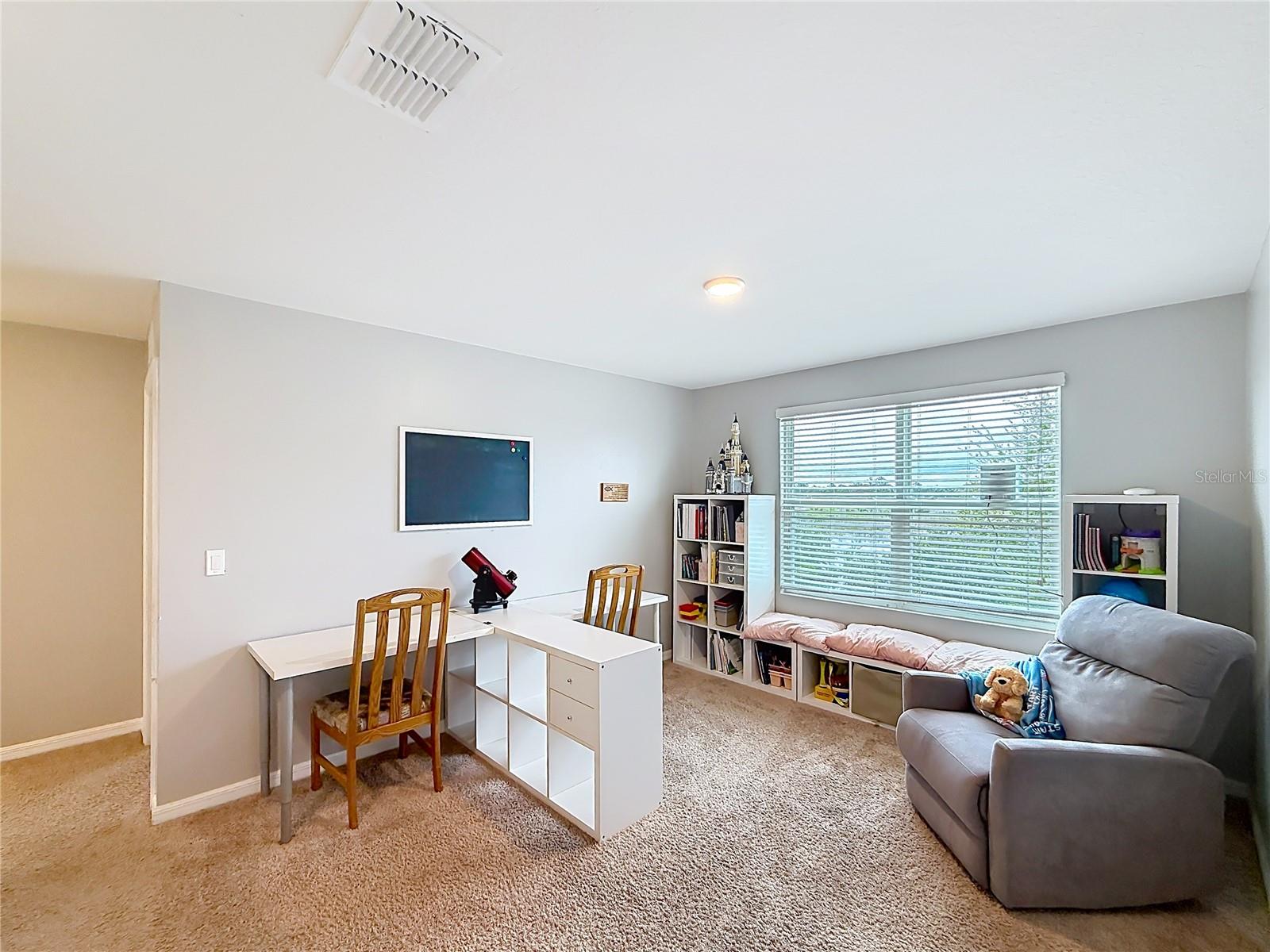 Image 16 of 32 For 3689 Maidencain Street