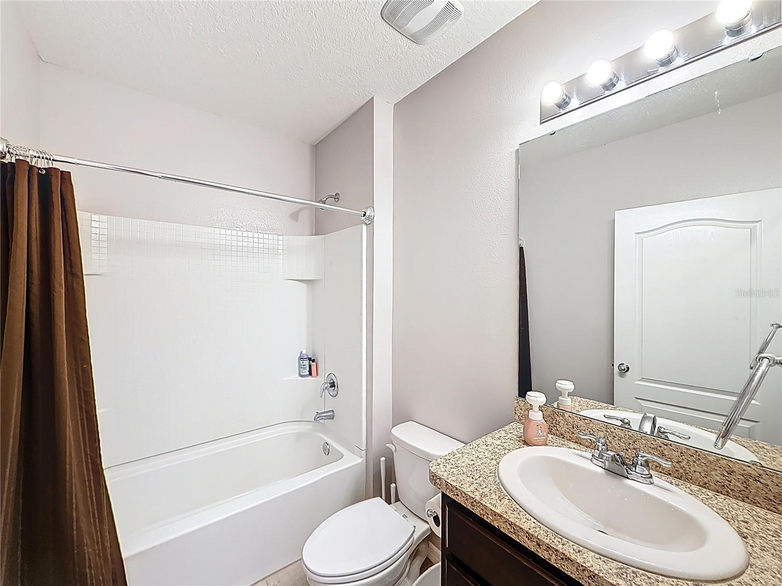 Image 28 of 32 For 3689 Maidencain Street