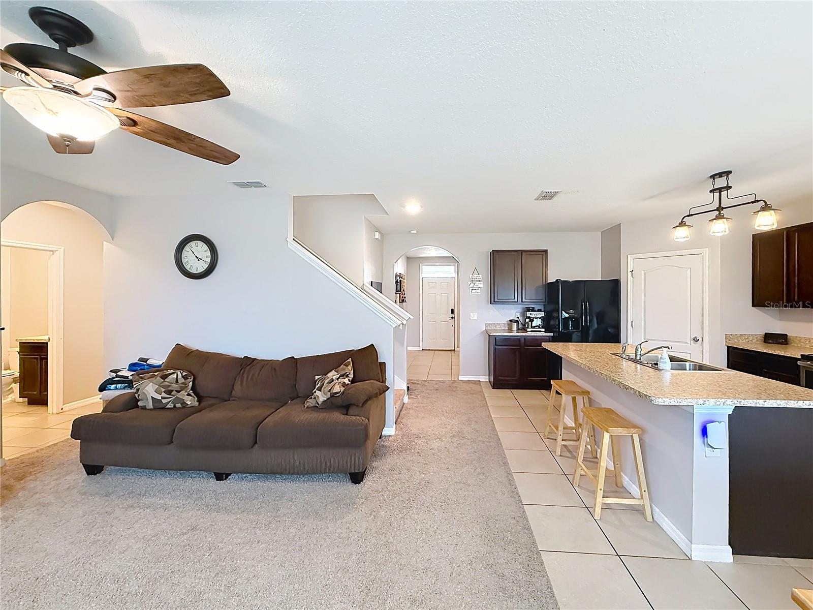 Image 7 of 32 For 3689 Maidencain Street