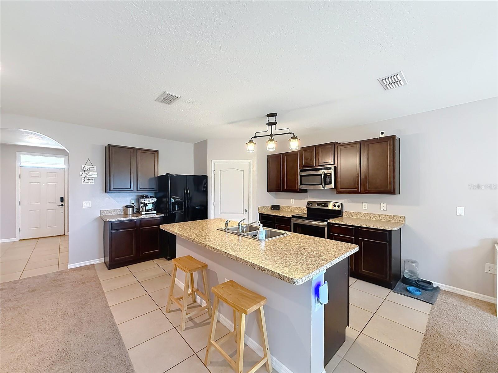 Image 8 of 32 For 3689 Maidencain Street