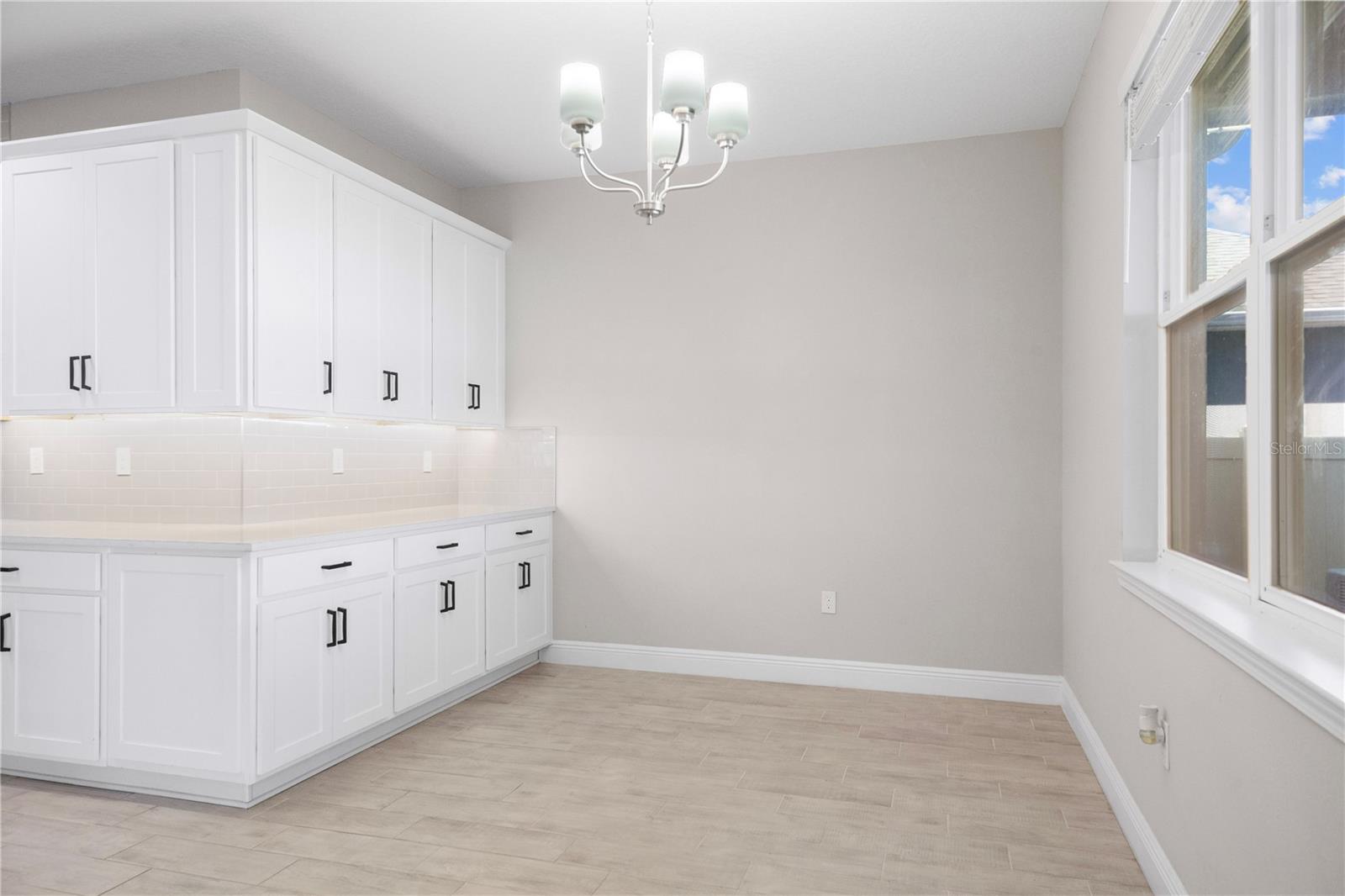 Image 18 of 87 For 4446 Renly Lane