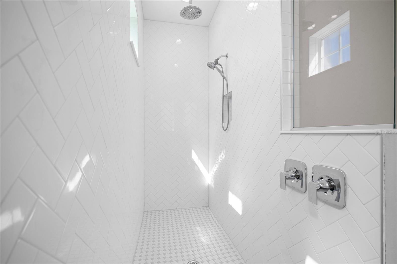 Image 42 of 87 For 4446 Renly Lane