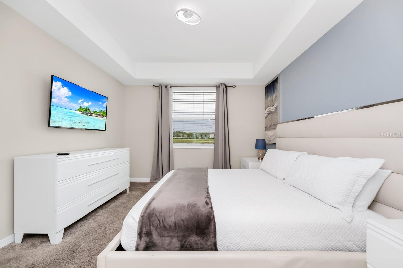 Image 18 of 39 For 3171 Paradox Circle 104