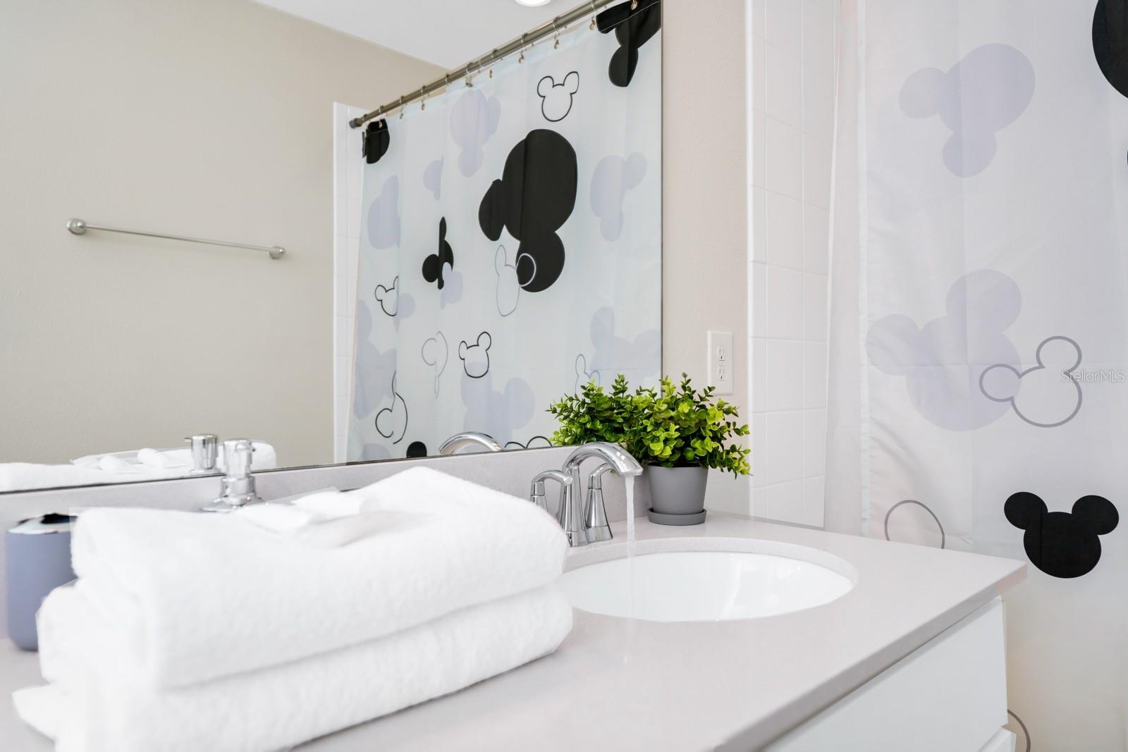 Image 21 of 39 For 3171 Paradox Circle 104