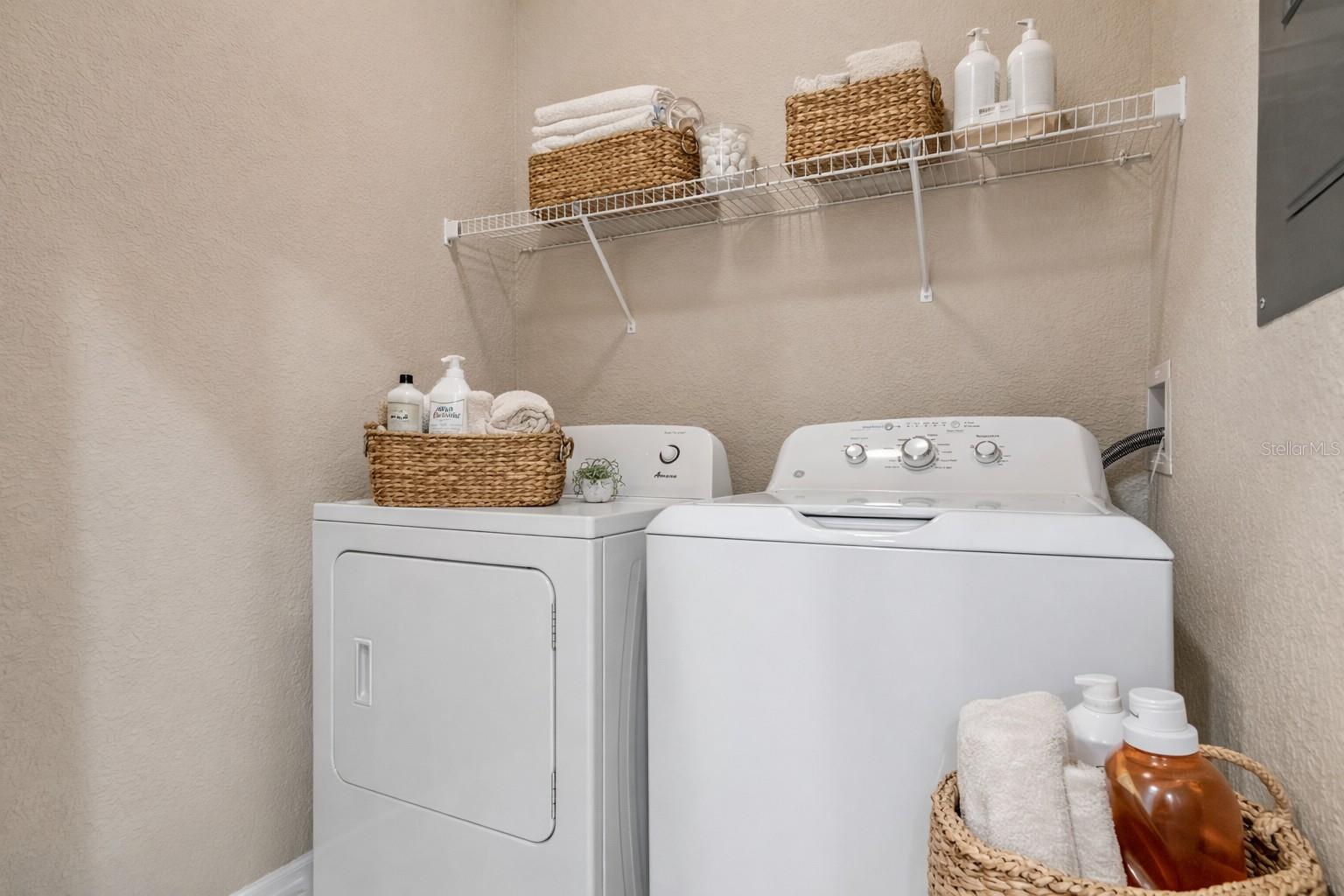 Image 39 of 58 For 3001 Laurel Park Lane 207