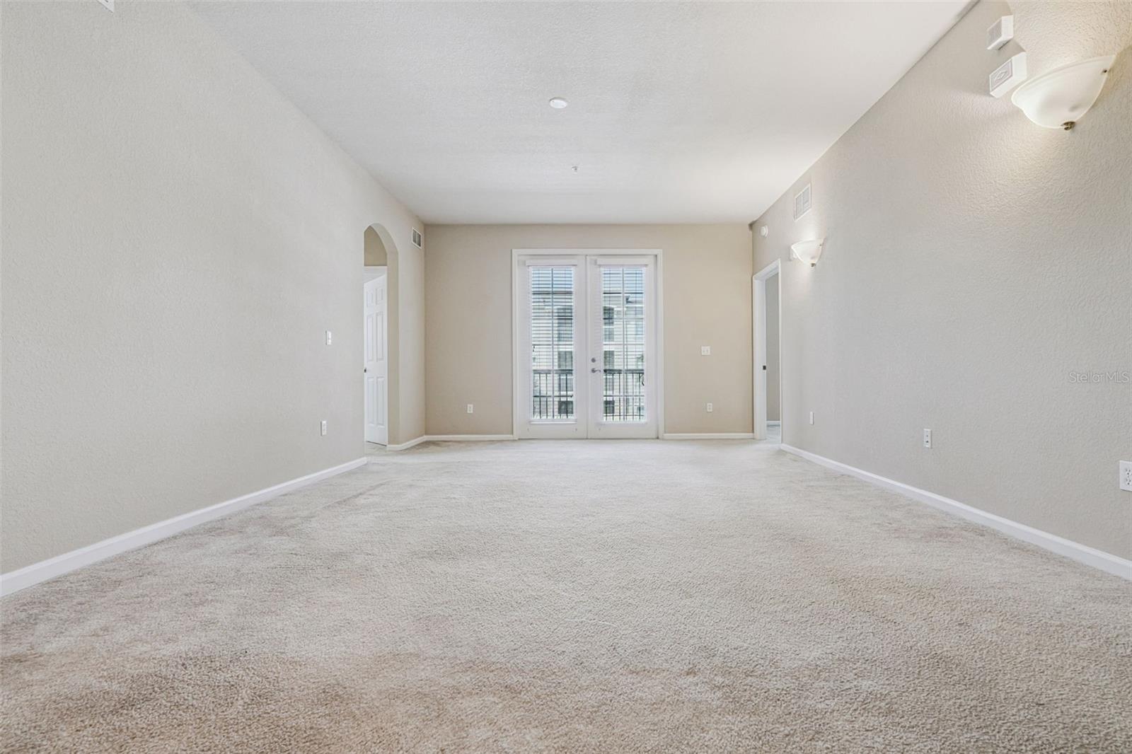 Image 8 of 58 For 3001 Laurel Park Lane 207