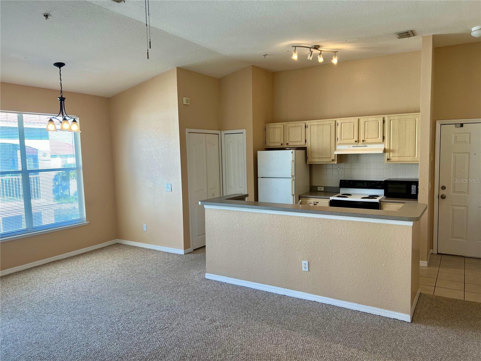 Image 6 of 17 For 2627 Maitland Crossing Way 302