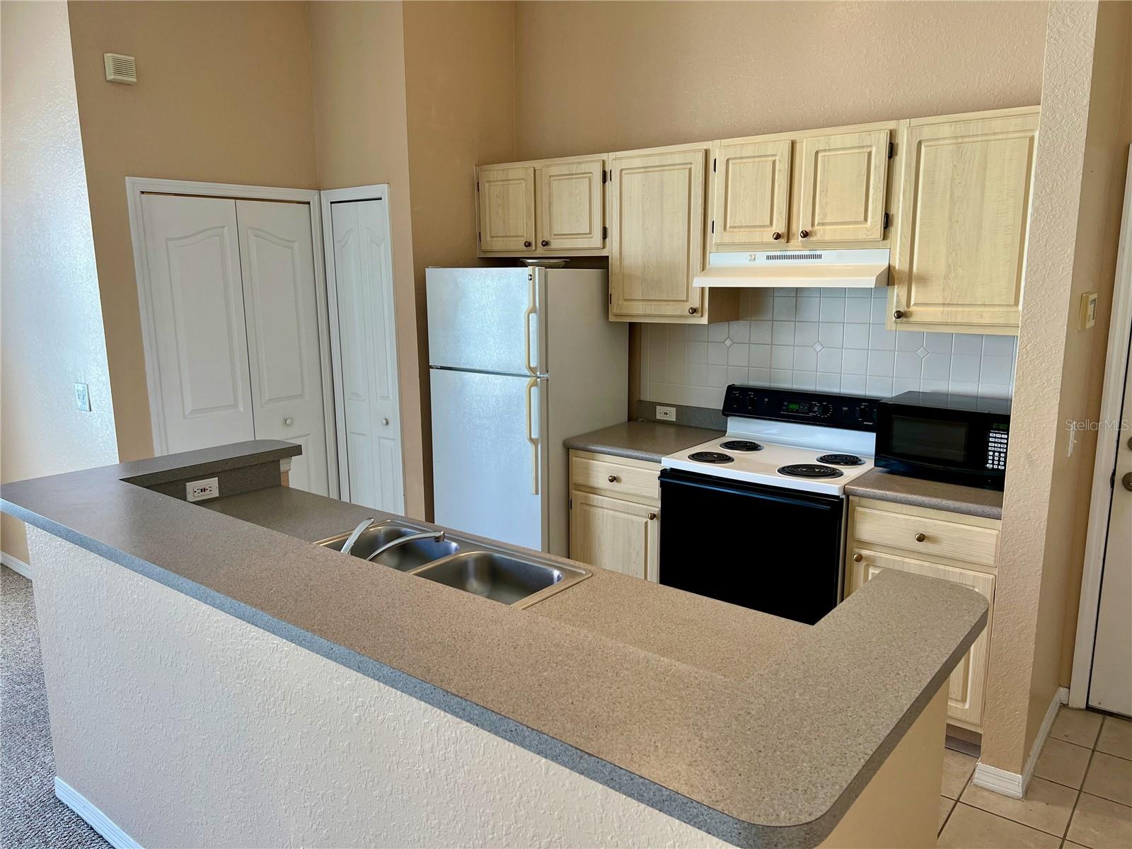 Image 9 of 17 For 2627 Maitland Crossing Way 302