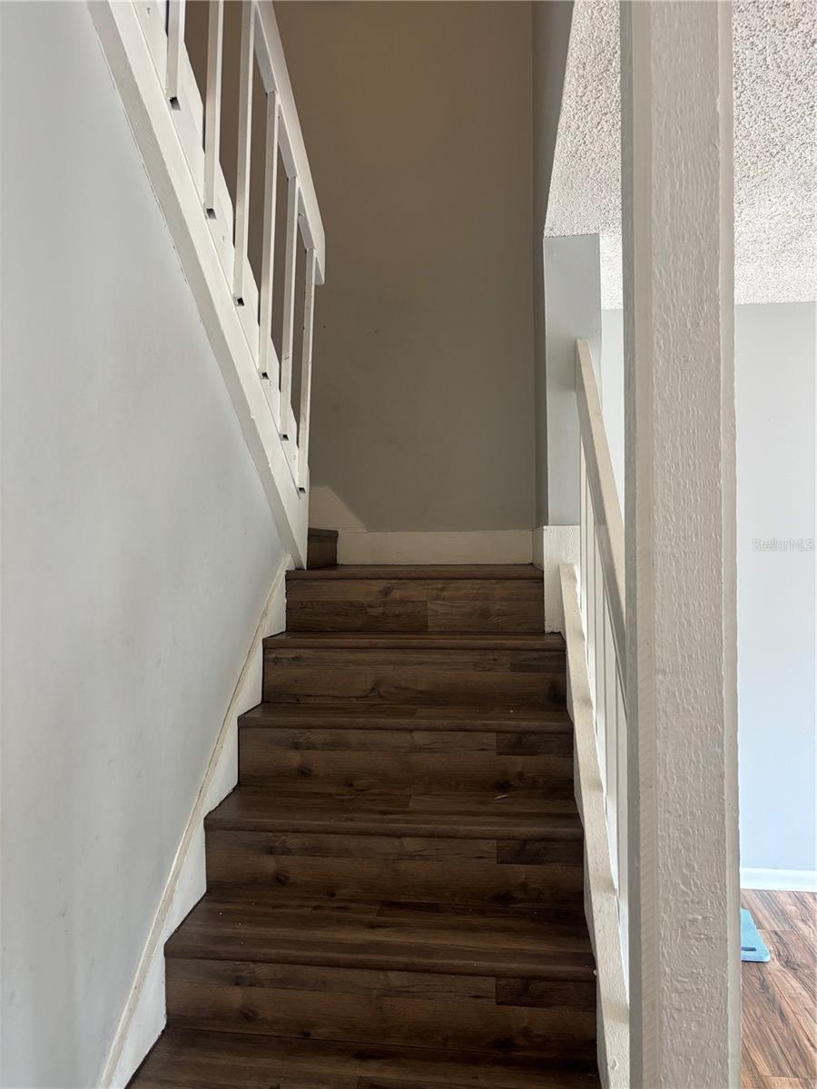 Image 12 of 28 For 4252 Player Circle 125