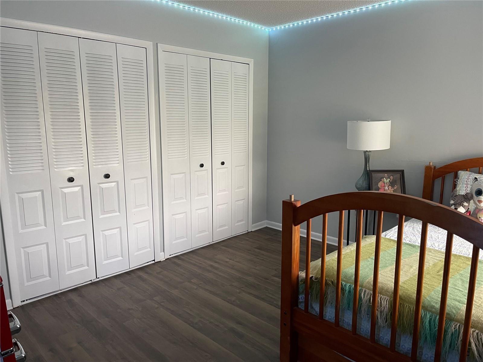 Image 18 of 28 For 4252 Player Circle 125