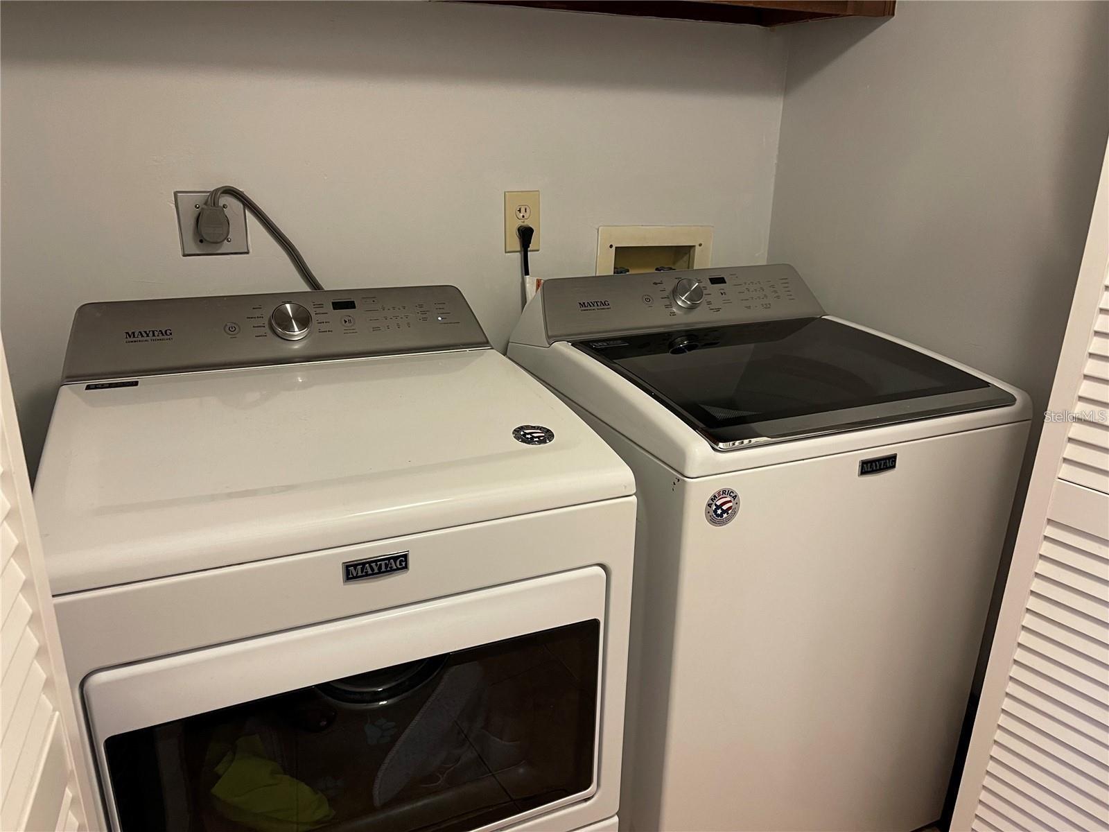 Image 20 of 28 For 4252 Player Circle 125