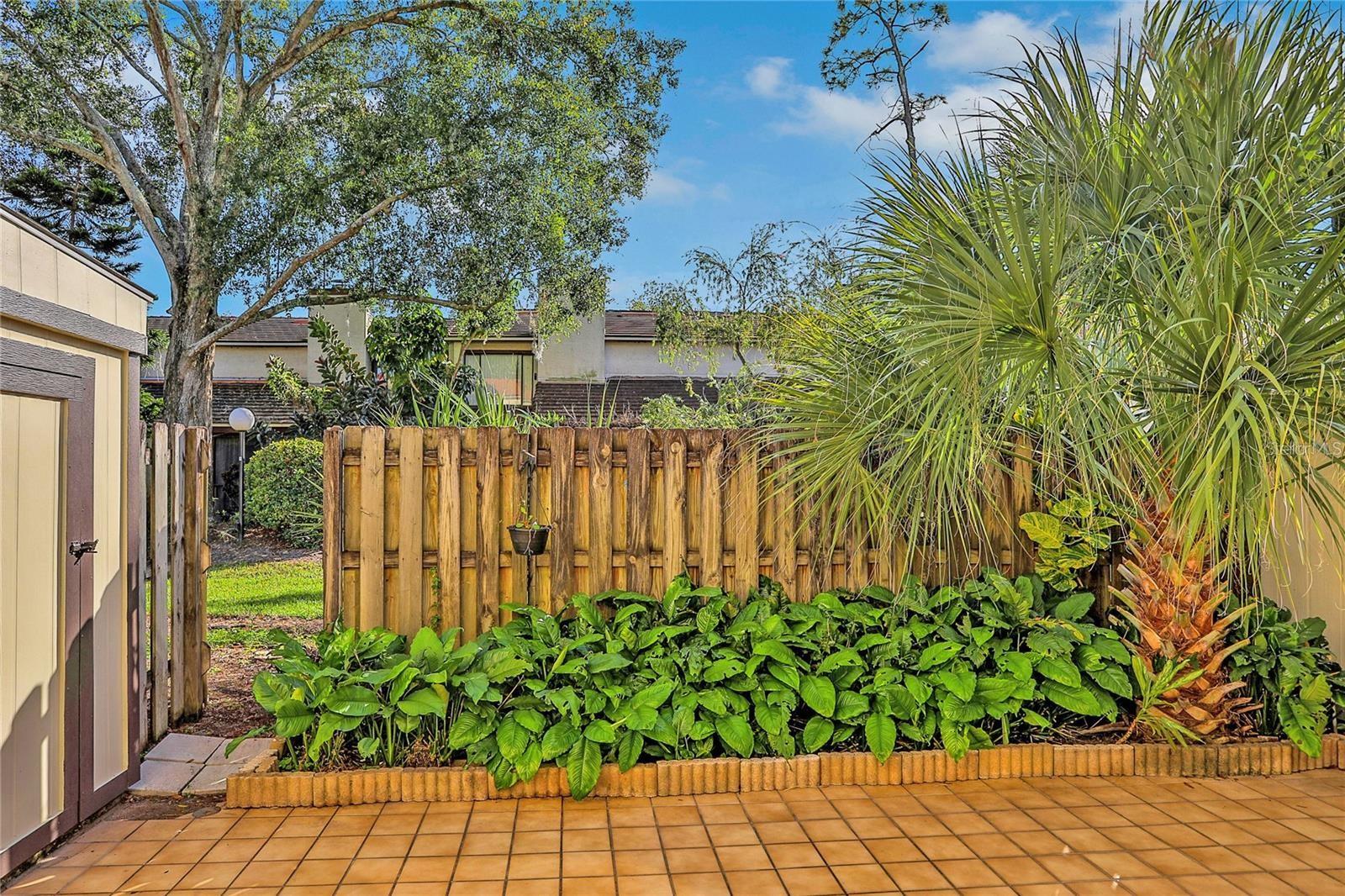 Image 22 of 28 For 4252 Player Circle 125