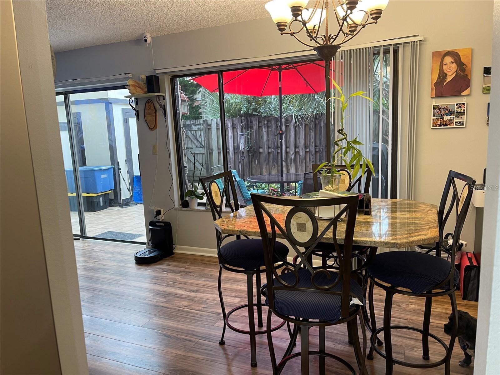 Image 8 of 28 For 4252 Player Circle 125