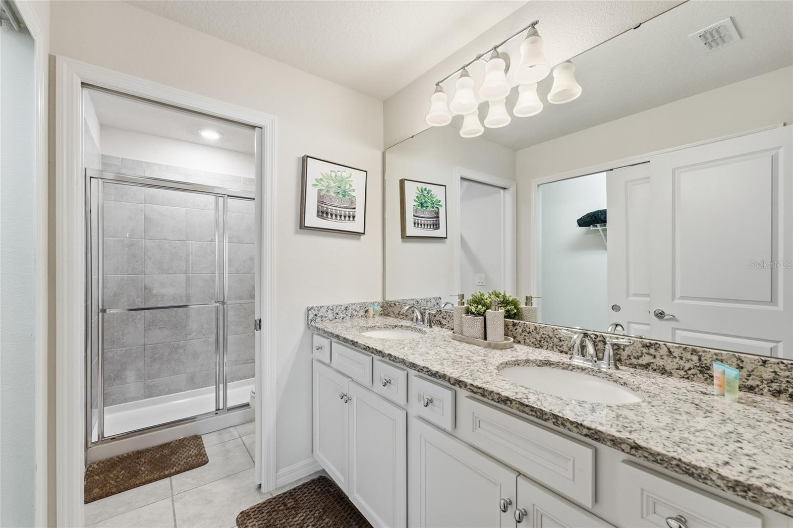 Image 11 of 26 For 236 Jetty Way