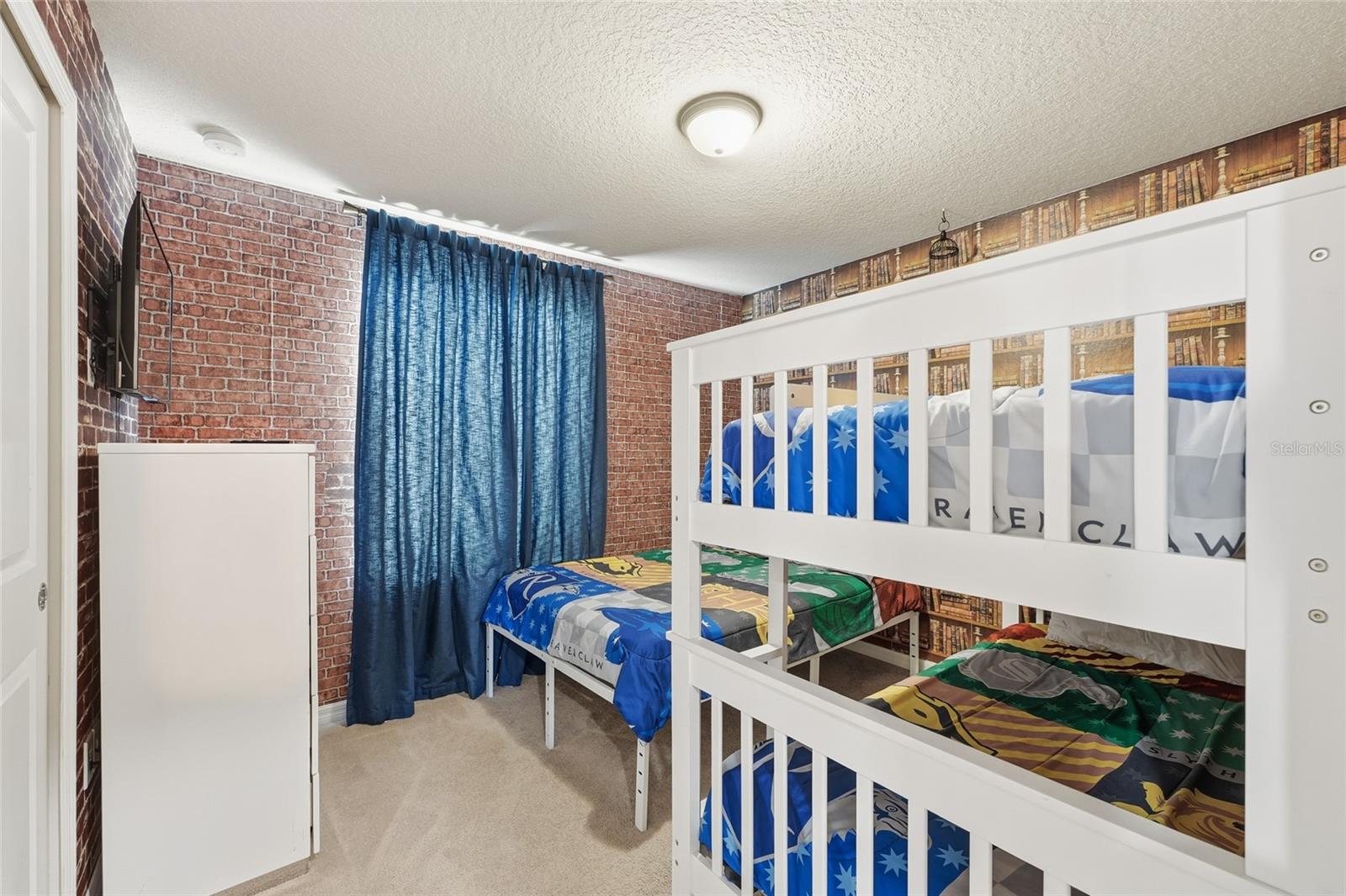 Image 15 of 26 For 236 Jetty Way