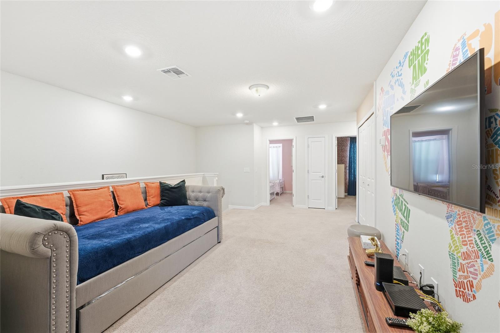 Image 20 of 26 For 236 Jetty Way