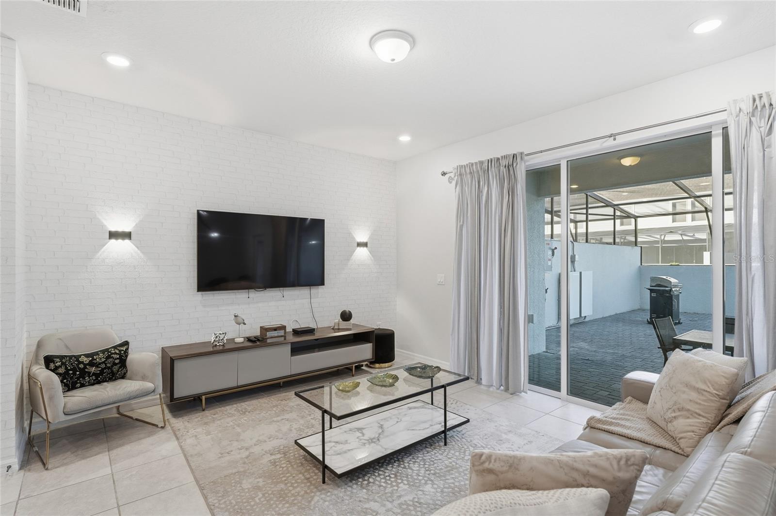 Image 7 of 26 For 236 Jetty Way