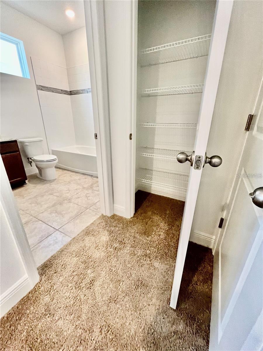 Image 14 of 23 For 14815 Milfoil Avenue