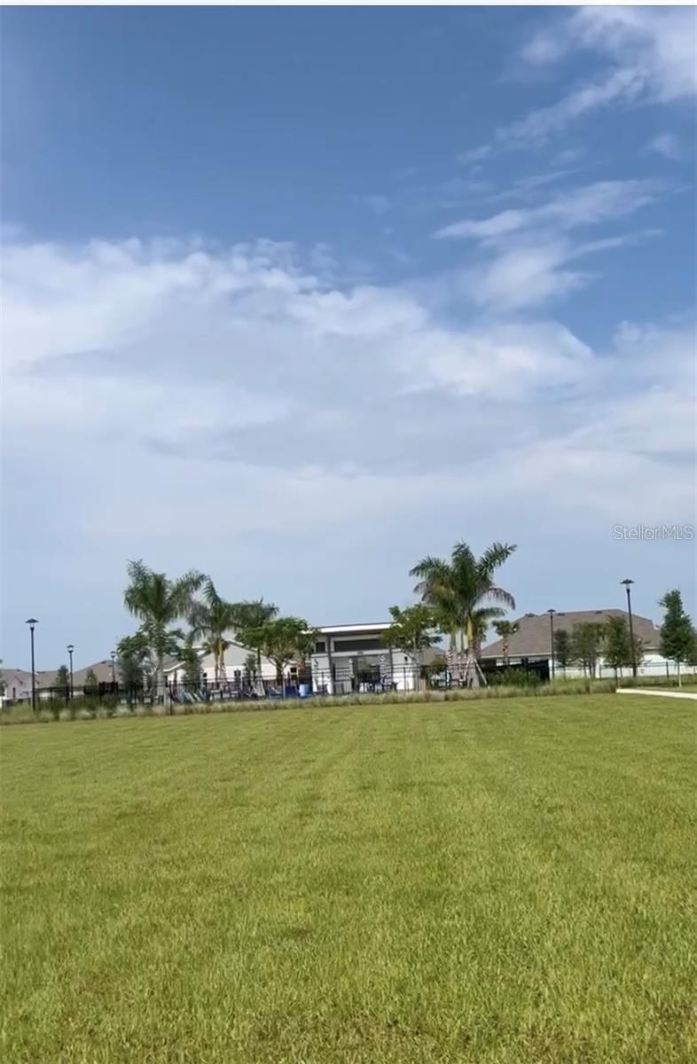 Image 21 of 23 For 14815 Milfoil Avenue