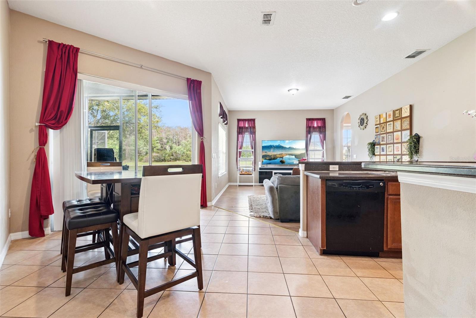 Image 12 of 30 For 16249 Tudor Grove Drive