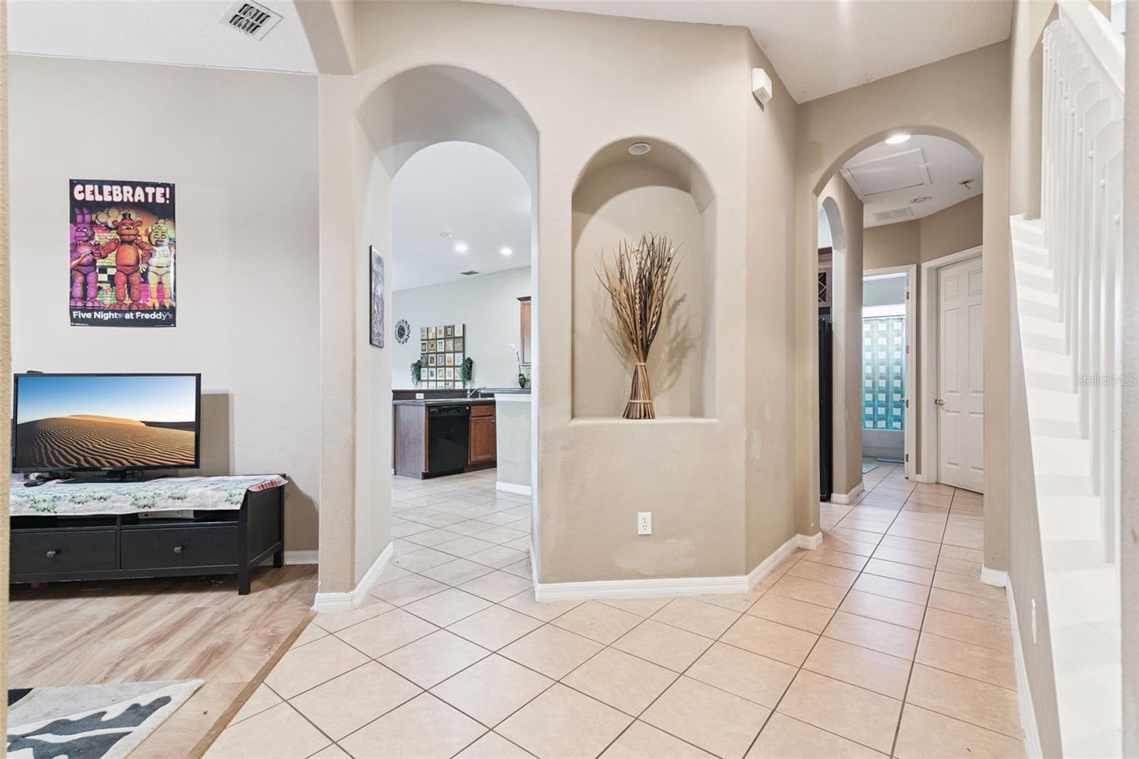 Image 6 of 30 For 16249 Tudor Grove Drive