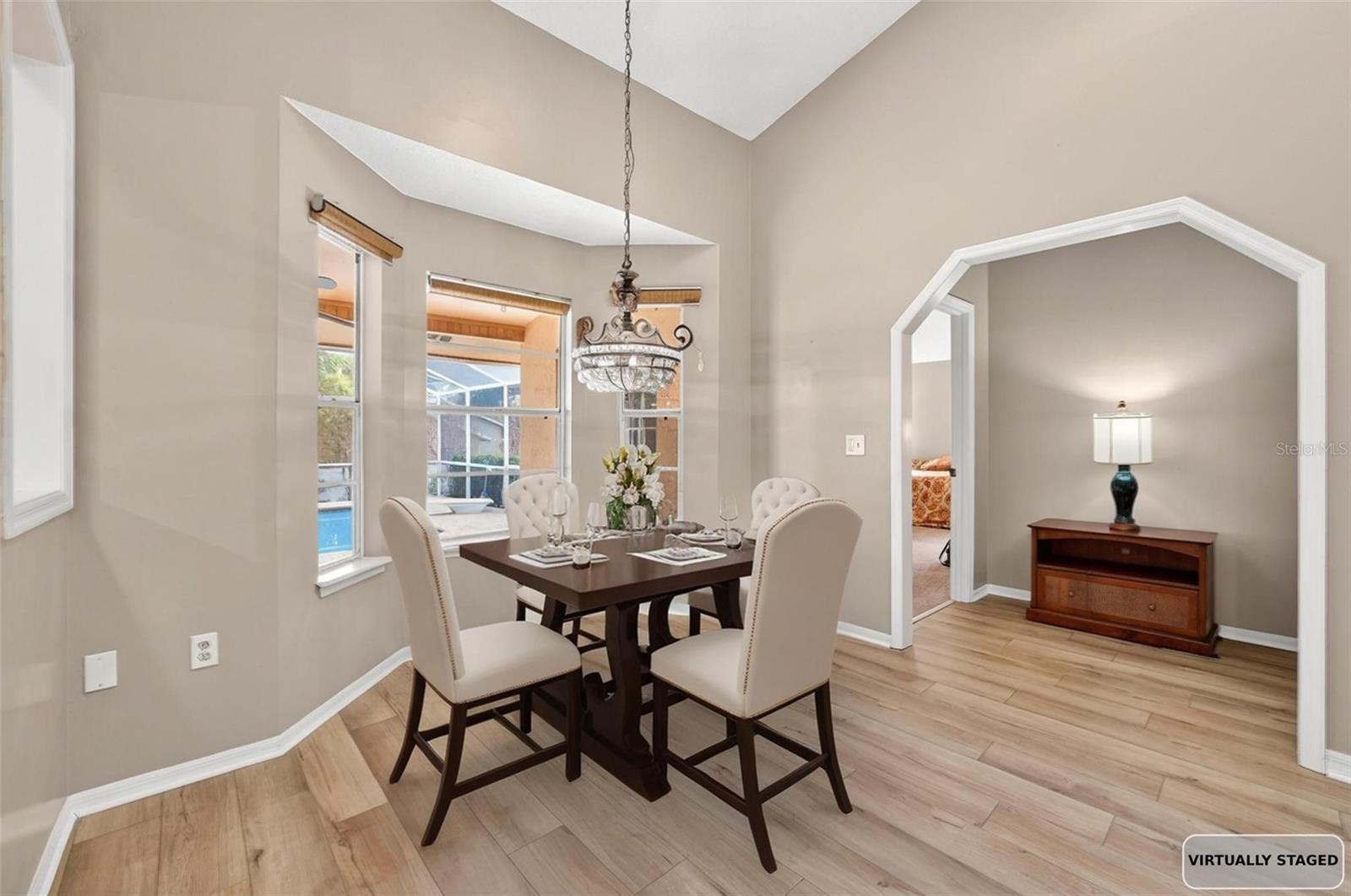 Image 10 of 30 For 4433 Winderwood Circle