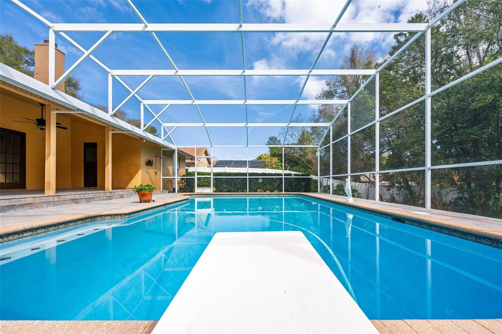 Image 4 of 30 For 4433 Winderwood Circle