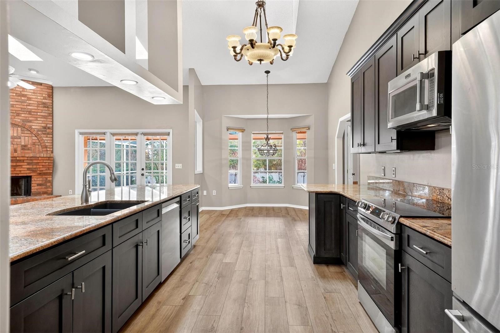 Image 9 of 30 For 4433 Winderwood Circle