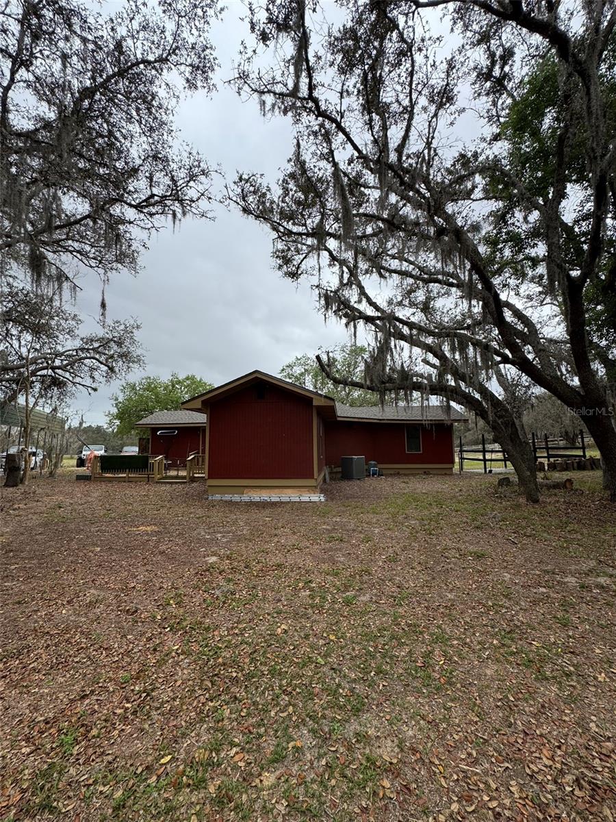 Image 17 of 19 For 18001 Phil C Peters Road