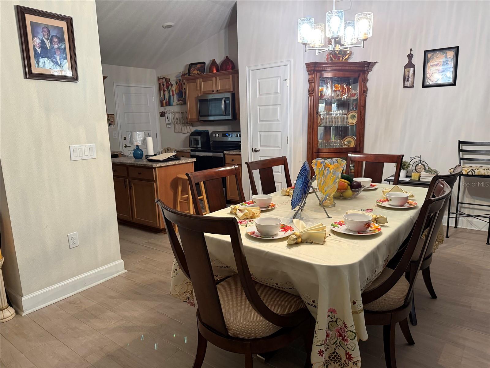 Image 2 of 8 For 333 Cimarron Court