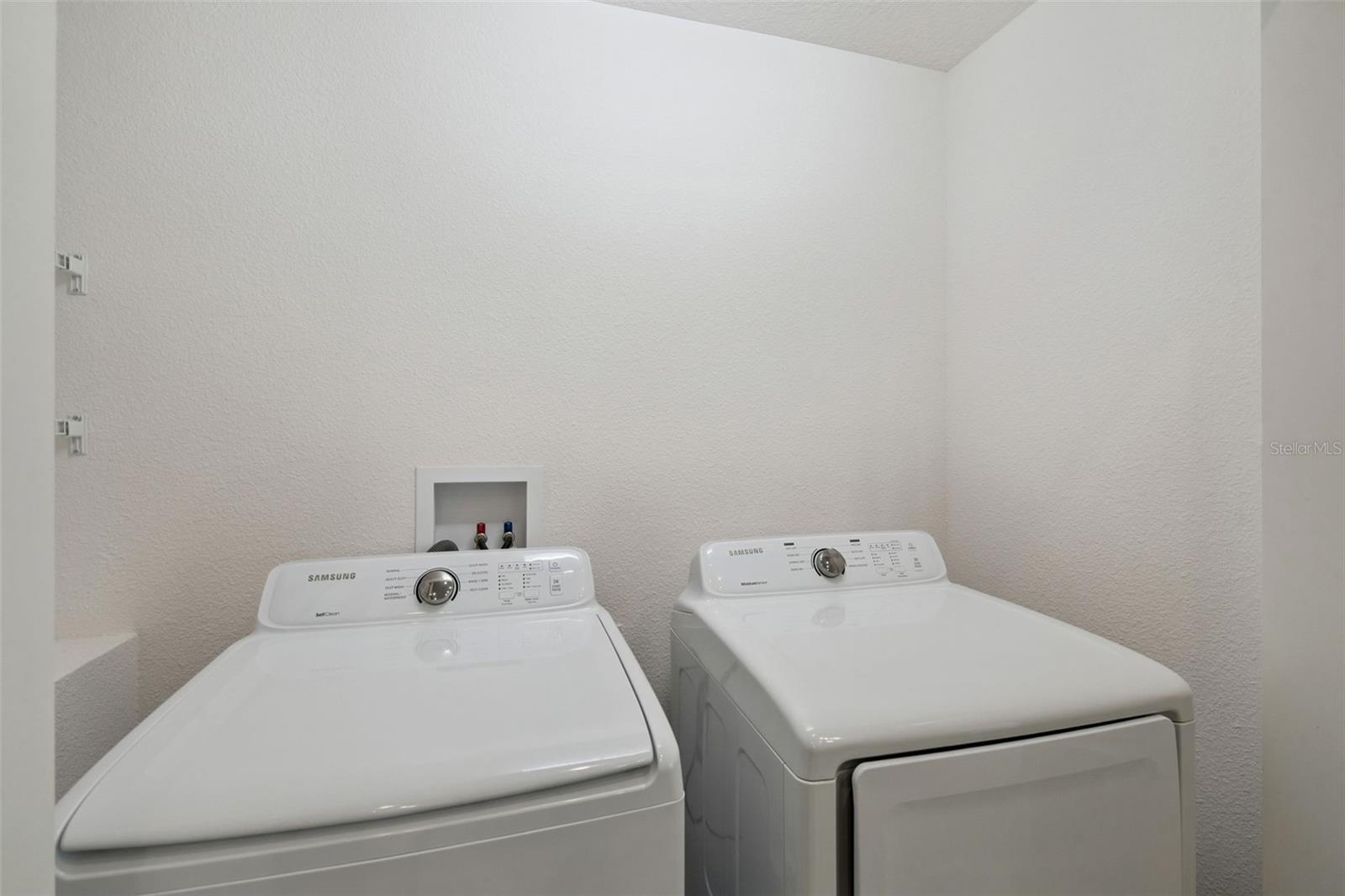 Image 17 of 17 For 7548 Kuenher Court