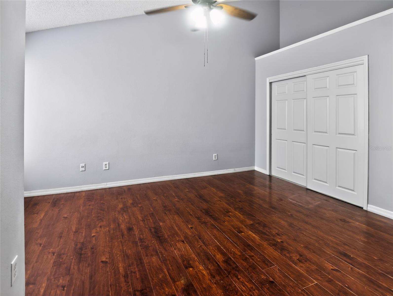 Image 21 of 28 For 682 Youngstown Parkway 334