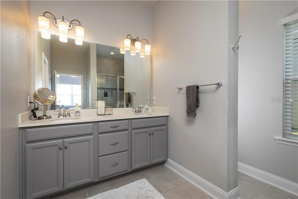 Image 10 of 27 For 17004 Gathering Place Circle