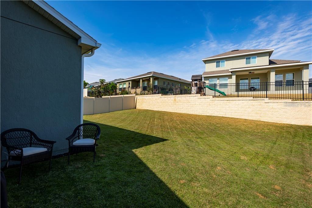 Image 16 of 27 For 17004 Gathering Place Circle