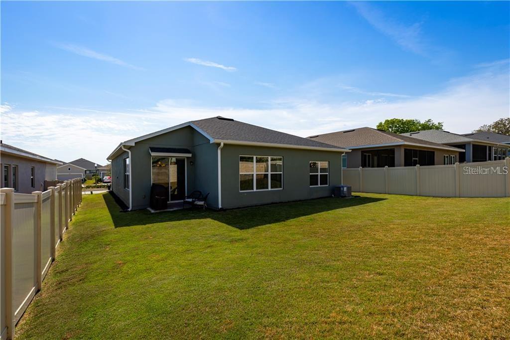 Image 17 of 27 For 17004 Gathering Place Circle