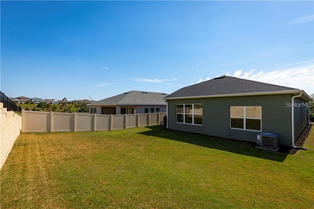 Image 18 of 27 For 17004 Gathering Place Circle