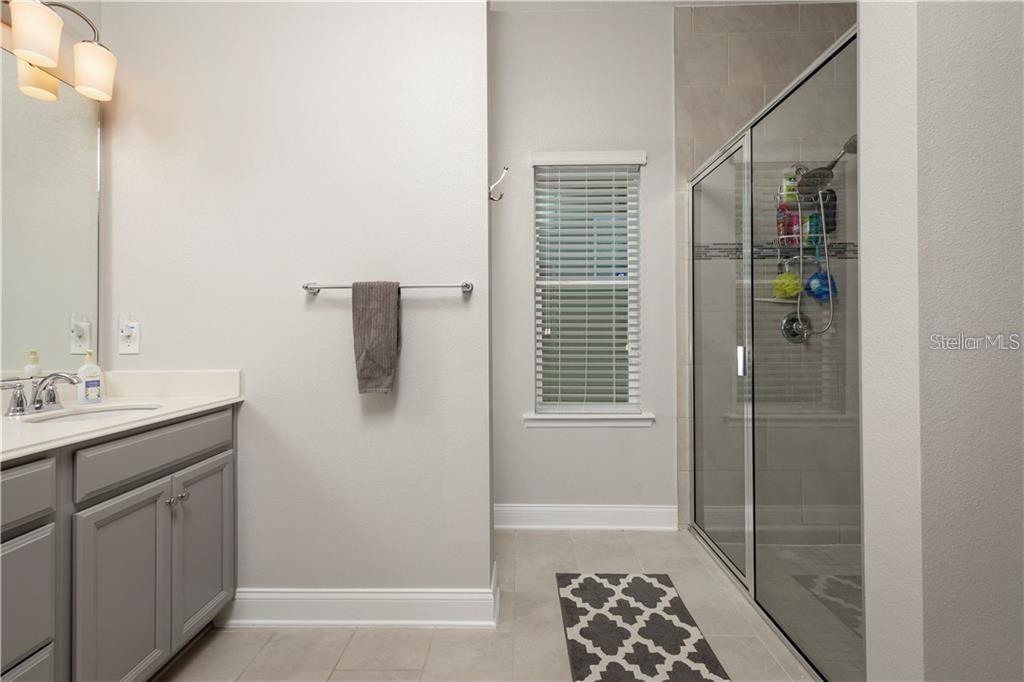 Image 9 of 27 For 17004 Gathering Place Circle