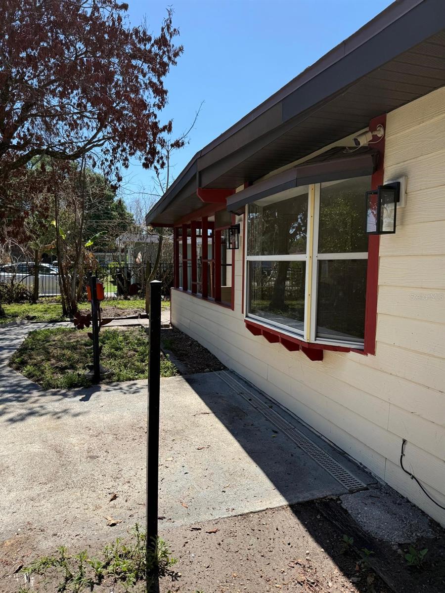 Image 3 of 25 For 7644 Arlene Avenue