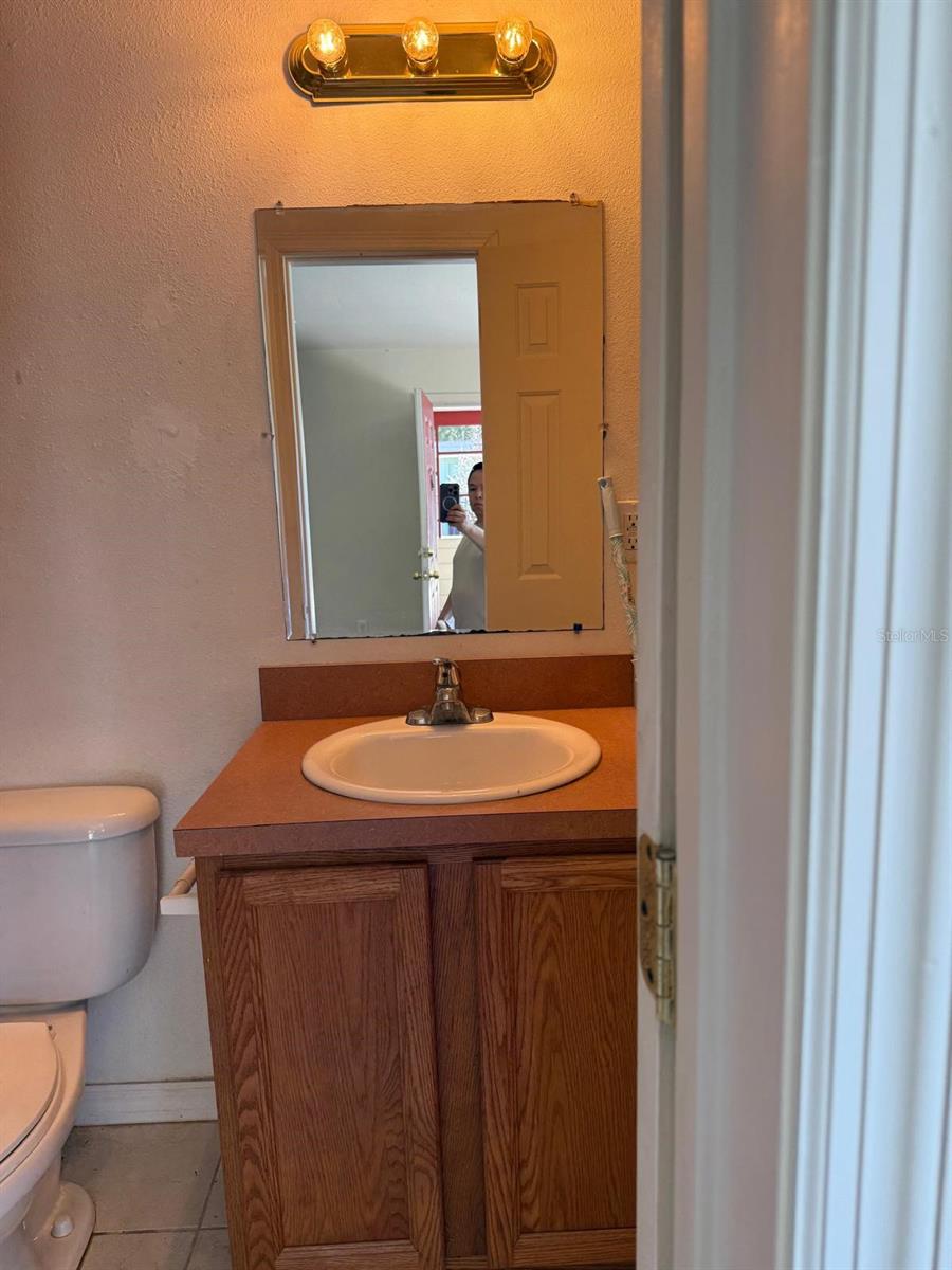 Image 6 of 25 For 7644 Arlene Avenue